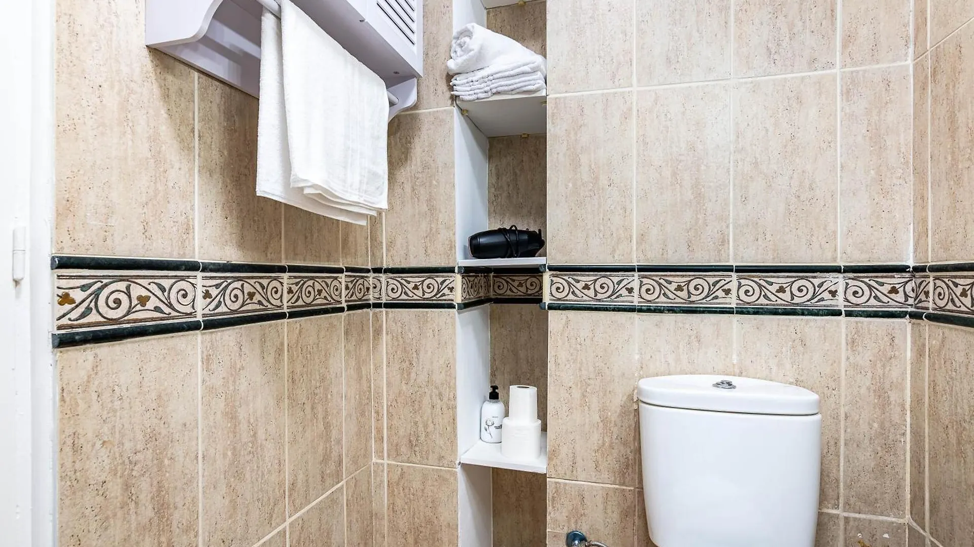 Family Apartments In The Centre Of Fuengirola
