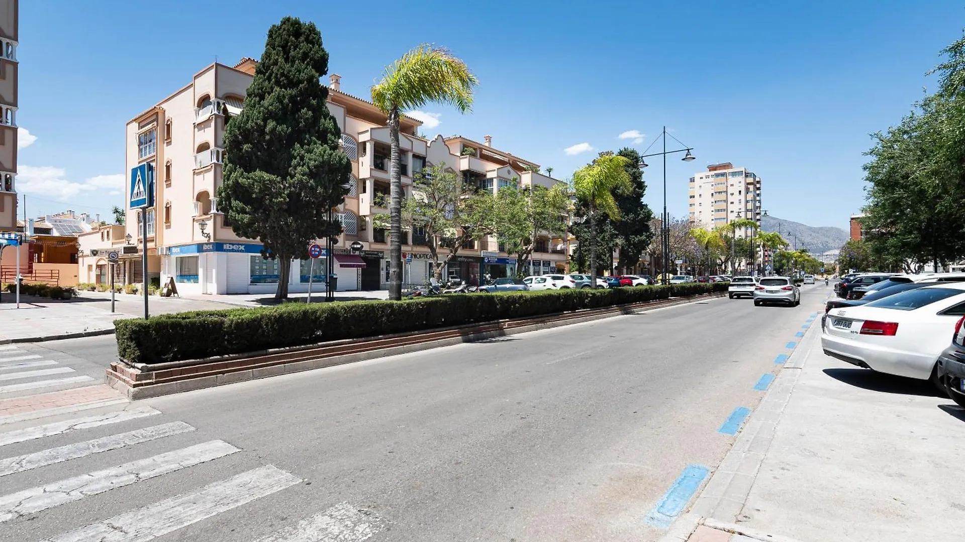 Family Apartments In The Centre Of Fuengirola